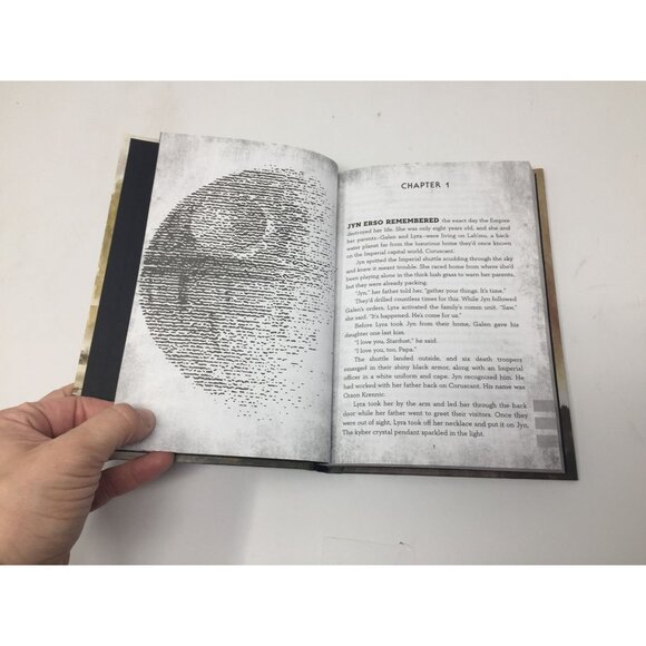 Star Wars Rogue One Book - A Junior Novel - Picture 8 of 12